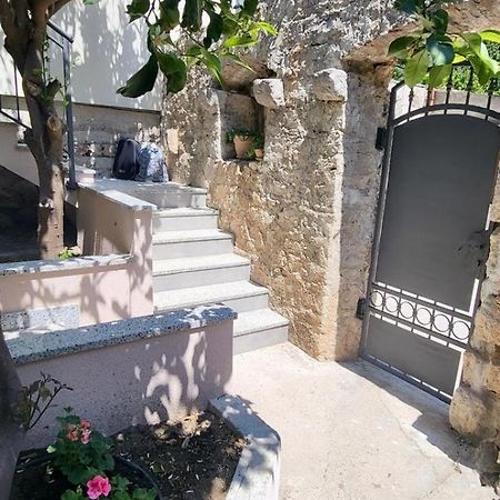 Riva Suite 2 Komiza Bagian luar foto