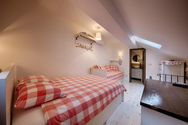 Riva Suite 2 Komiza Bagian luar foto